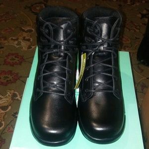 Mens boots size 7